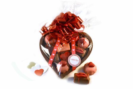 Chocolade hart gevuld met hartjes bonbons