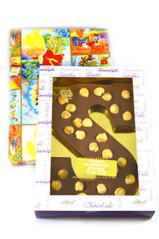 Chocolade Hazelnoot Letter S